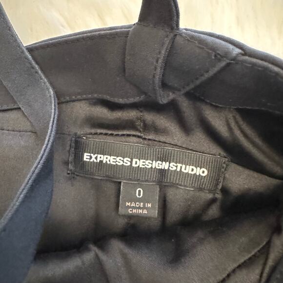 Express Design Studio Black Pleated Hem Dress 0 NWOT - Picture 4 of 9